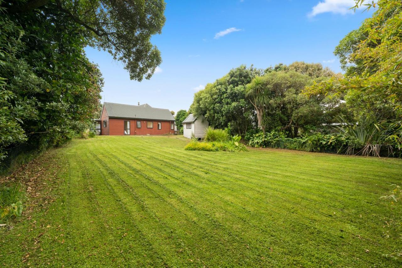 Wharerata - Otaki Beach Holiday Home Exterior photo